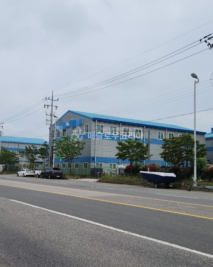 전북 군산시 오식도동 군산국가산단 대로변 소형평수 공장 임대 월세 매물번호 10140 사진 4