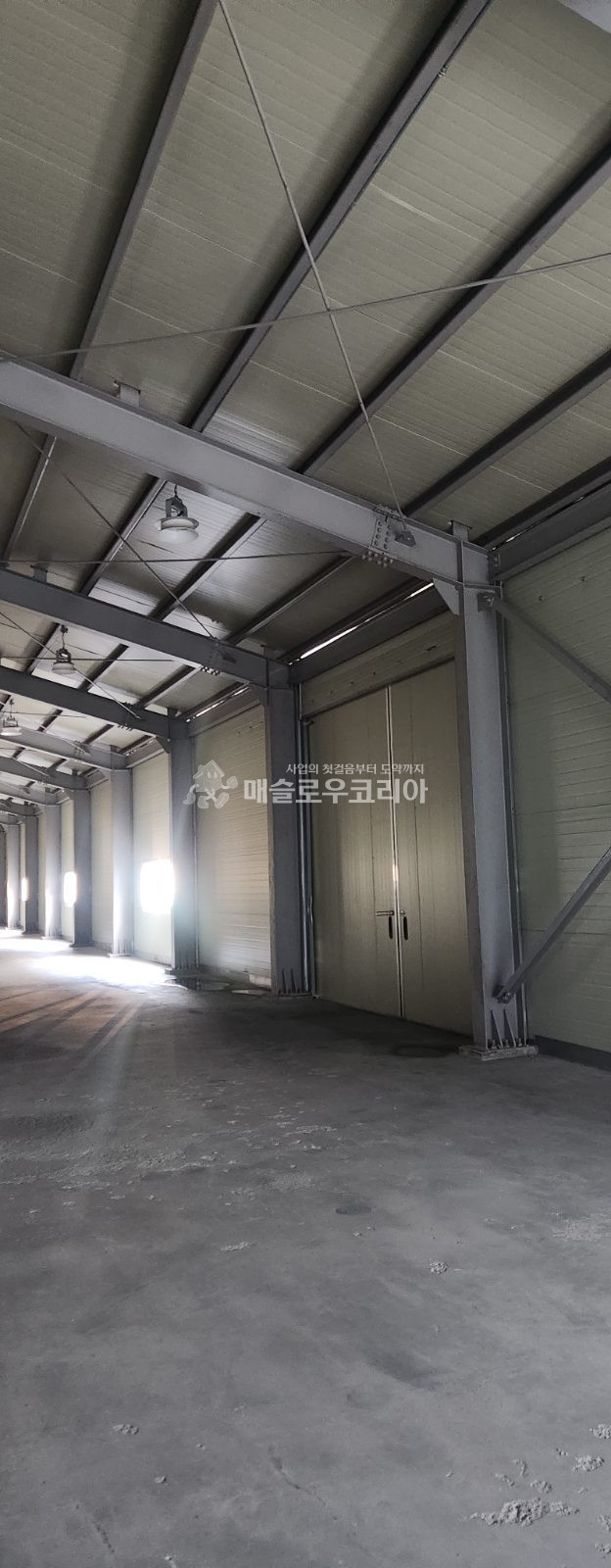 전북 군산시 오식도동 군산국가산단 부지 1400평, 공장 700평 매매 매물번호 10052 사진 10